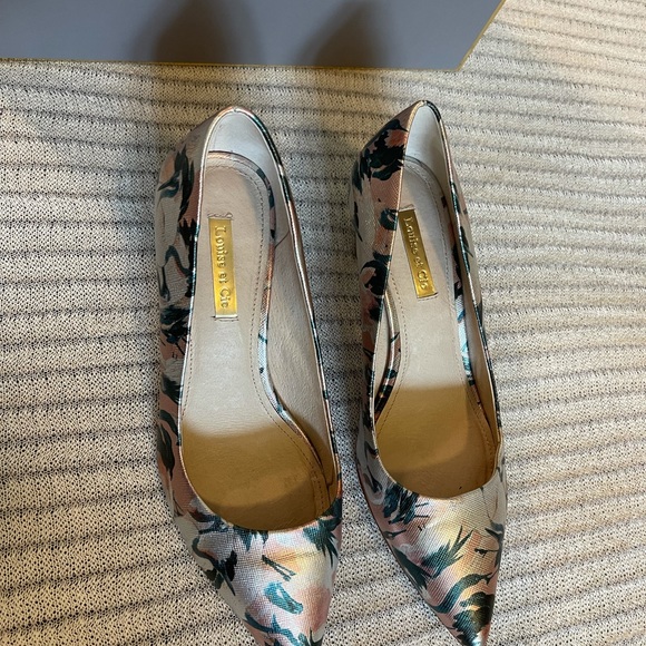 Metallic floral pumps - Picture 7 of 7